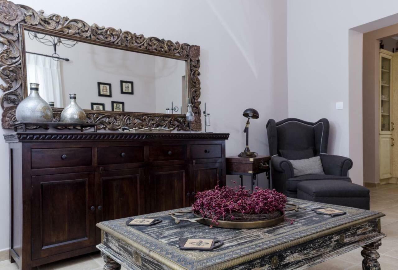 My Sweet Corner House Villa Palaiochora Bagian luar foto